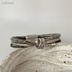 Lederarmband mit Knoten in grau