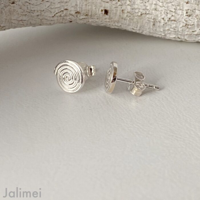 Ohrstecker geschlossene Spirale – Bild 3