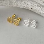 Ohrstecker eckige Spirale