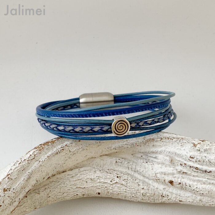 Lederarmband mit kleine Spirale in blau
