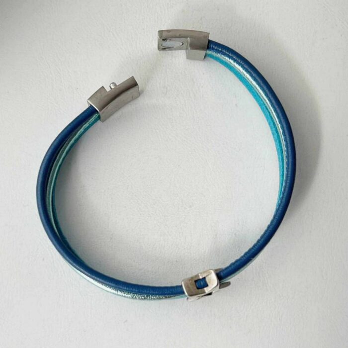 das Lederarmband offener Stern türkis-blau