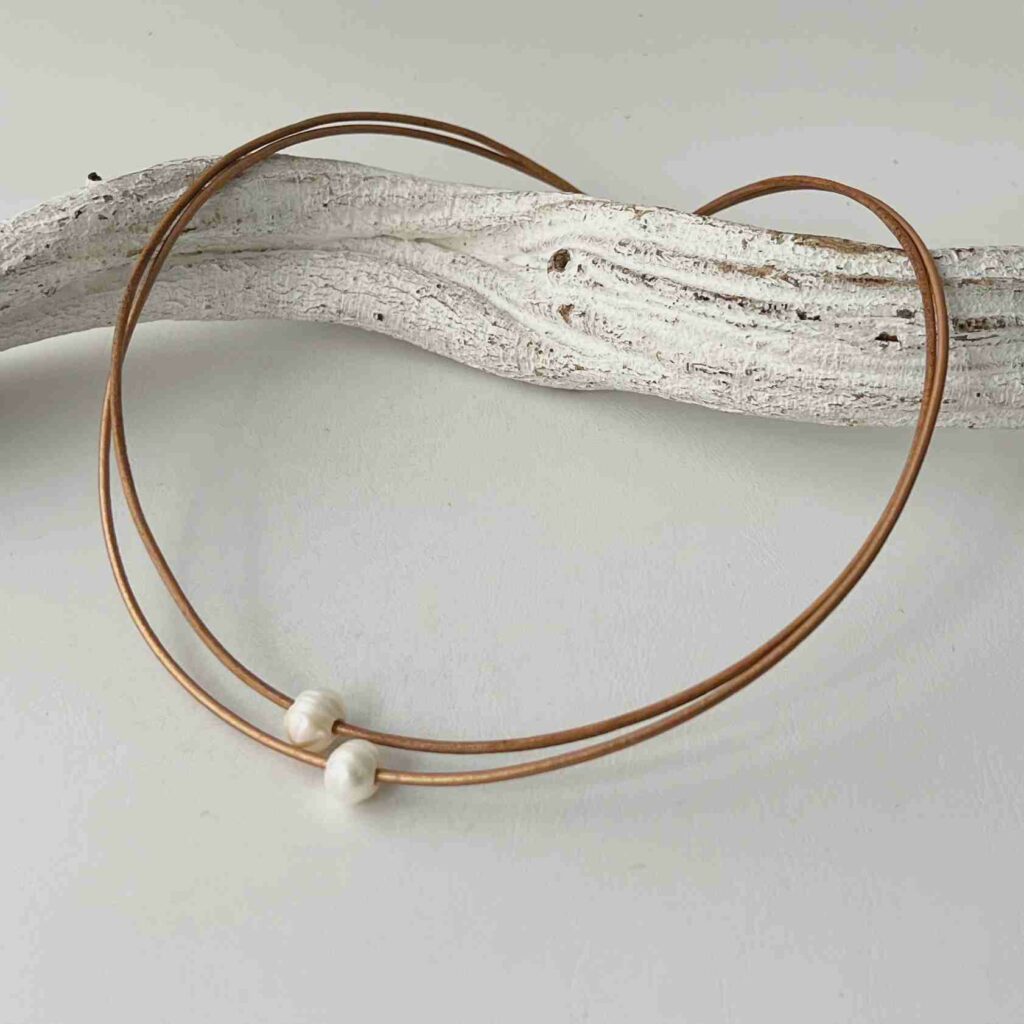 das Ledercollier Perle in braun von Jalimei