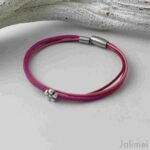 das Lederarmband fein mit Blümchen pink