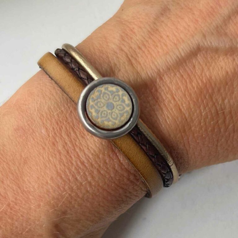 Lederarmband mit Mandala beige gold
