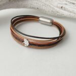 Lederarmband mit Ginkgoblatt in braun