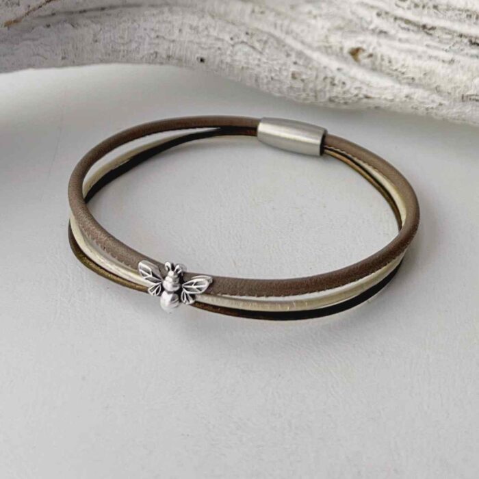 Lederarmband fein mit Biene in taupe