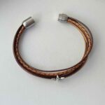 Lederarmband mit einer Biene braun
