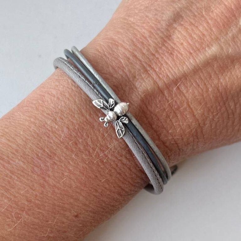 Lederarmband fein Biene grau