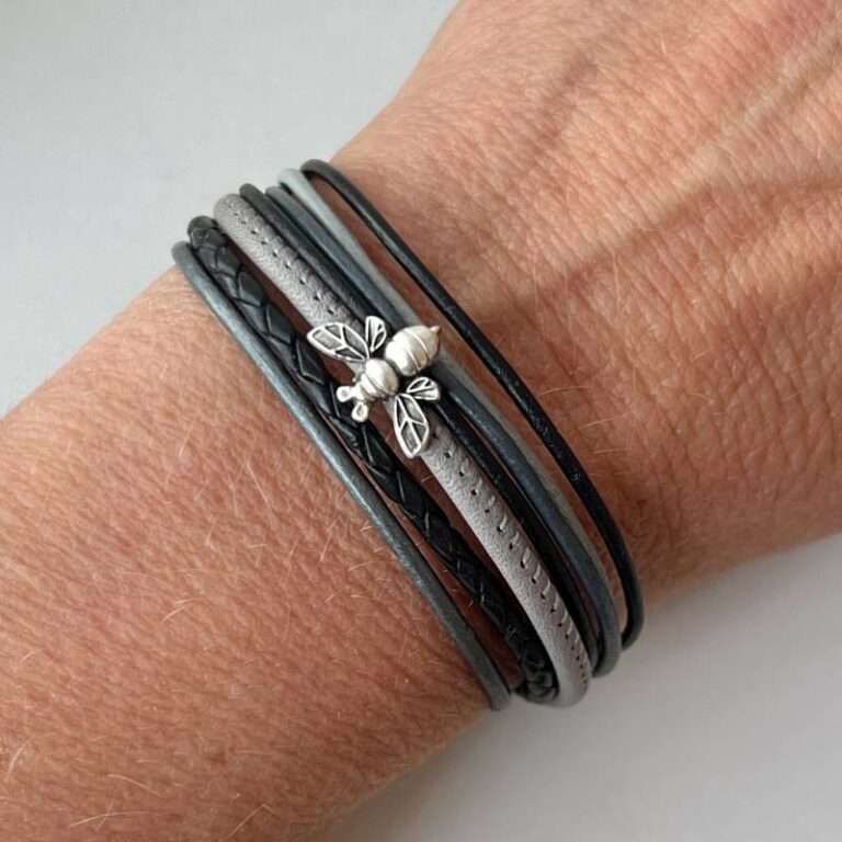 Lederarmband mit Biene schwarz grau
