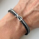 das Armband Fisch schwarz oder blau