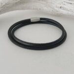 das Wickelarmband aus Nappaleder Herren schwarz