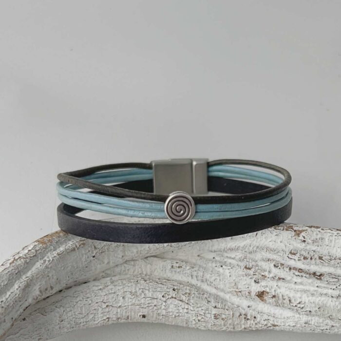das Herren Lederarmband in blau vintage