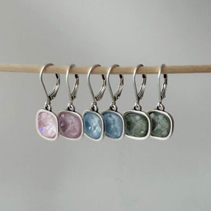 Ohrhänger mit Glitzersteinen Pastell